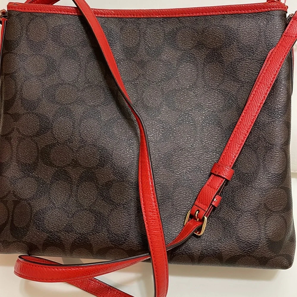 COACH CROSS BODY BAG - Picture 8 of 8